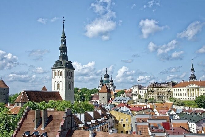 Tallinn Tour: Medieval Majesty & Modern Marvels - Discovering the Charms of Hopneri Maja