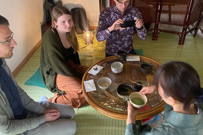 Tea Ceremony in a Century-old Japanese Town House - Experiencing the Private Tea Ceremony