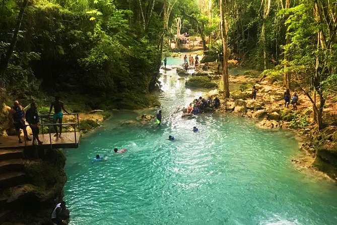 The Adventure & Fun of Blue Hole (Private Tour) - Unique Features of the Experience