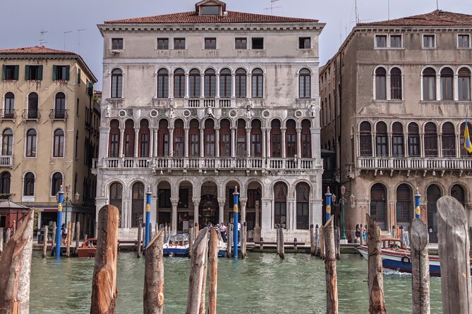 The History of Venice: Rialto and San Marco Private Tour - Exploring Rialto Bridge
