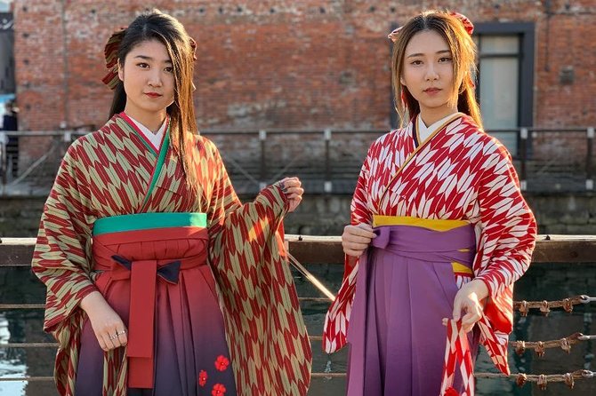 Time Slip Experience in Hakodate With Kimono "Hakama" - Dressing in Hakama