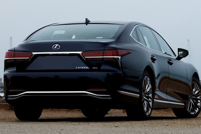 Tokyo Airport Transfers: Tokyo City to Tokyo-Narita Airport NRT in Business Car - Pickup and Drop-off Details