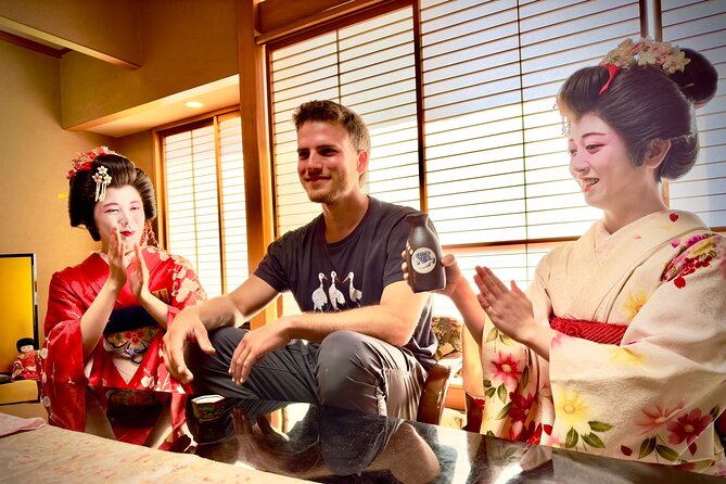 Tokyo Geisha Experience and Sake Drinking Tour - Sake Tasting