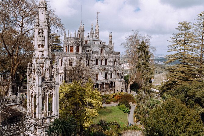 Tour in Sintra + Quinta Da Regaleira - Meeting and End Points