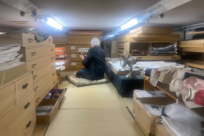 Tour of Antique Shops, Cultural Stores Known Only to the Locals - Inclusions