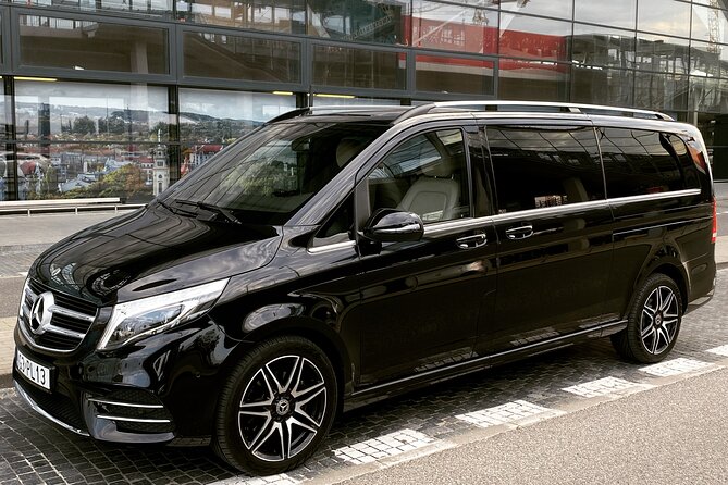 Transfer From Gdansk to Krakow - Driver and Pickup Information