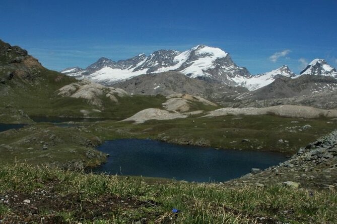 Trekking in the Park With Lunch in a Mountain Hut - Key Points