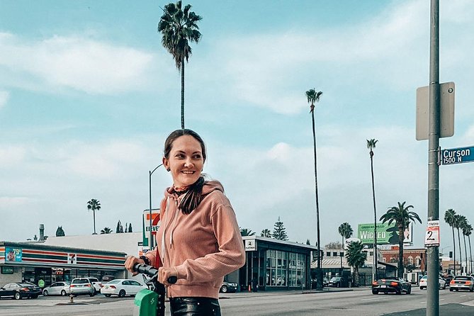 Ultimate Hollywood History Walking Tour Review - Accessibility and Policies