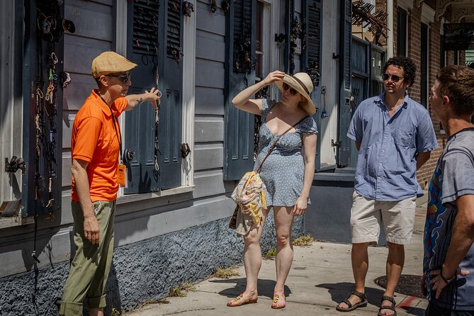 Unveiling Voodoo Walking Tour (With Entrance Into Voodoo Temple) - Exploring Voodoo Sights