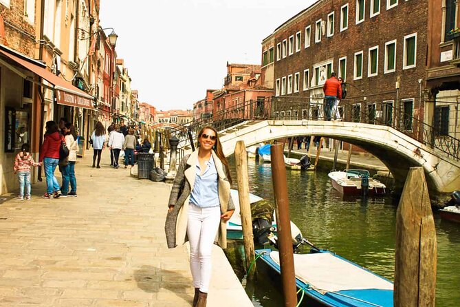 Venetian Island Tour: Murano, Burano, and Torcello - Exploring the Islands