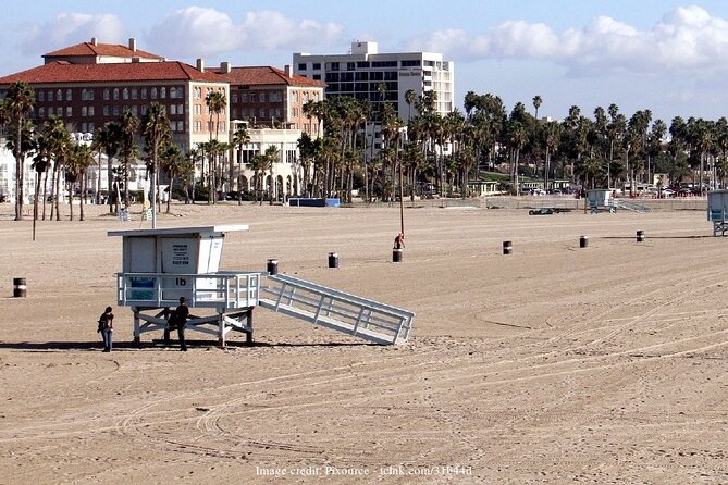 Visit Venice Beach Neighbourhood: Private 2-hour Walking Tour - Meeting and Pickup