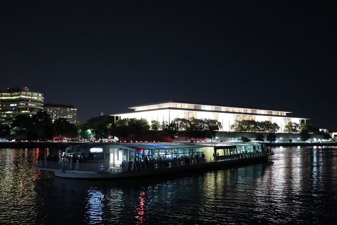 Washington DC 4th of July Plated Dinner Cruise - Dining Experience