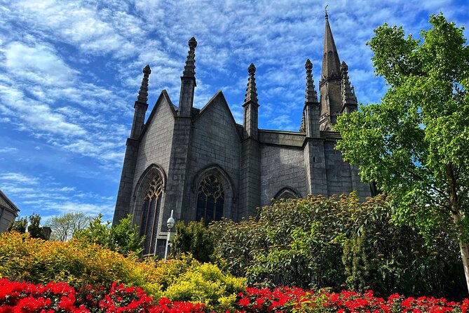 Welcome to Aberdeen: Private 2-hour Highlights Walking Tour - Tour Overview