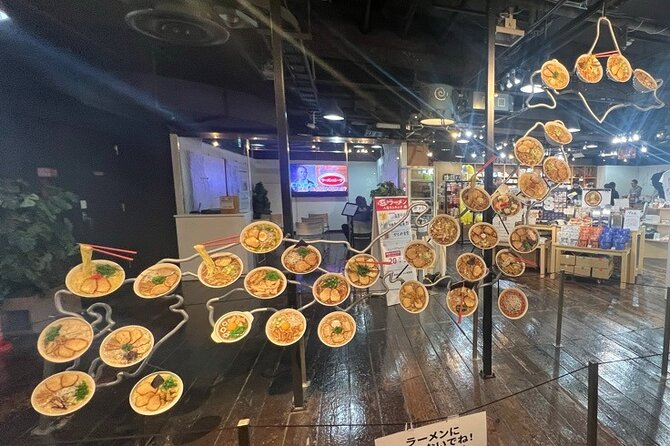 Yokohama: Eat up Guided Tour - Meeting and End Points