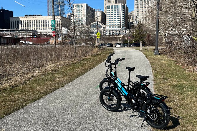 3 Hours E-Bike Rental in Cleveland - Key Points