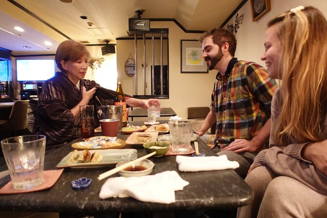 3 Hours Private Food and Walking Tour to Snack Bar in Nakasu - Good To Know