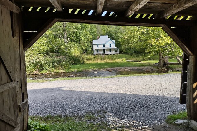 3 HR Smoky Mountain, Cherokee, Blue Ridge Parkway, Jeep Adventure - Meeting Point Details