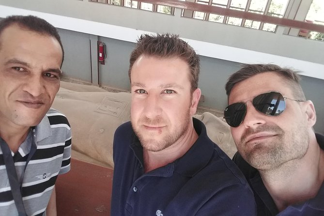 01 Day Tour to Pyramids Of Giza Memphis And Sakkara - Pickup and Transportation