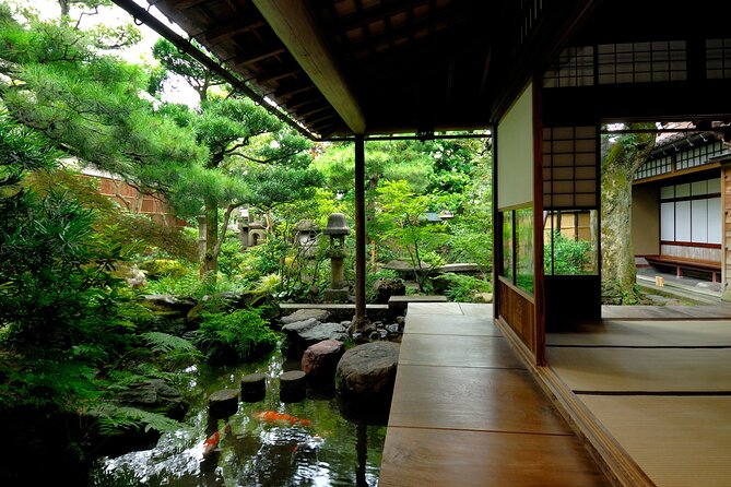 1-Day Kanazawa, Kenrokuen Garden, Samurai District & Sushi-making - Sushi-making Experience