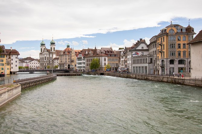 1 Hour Private Walk of Lucerne With a Local - Lucernes Contemporary Transformation