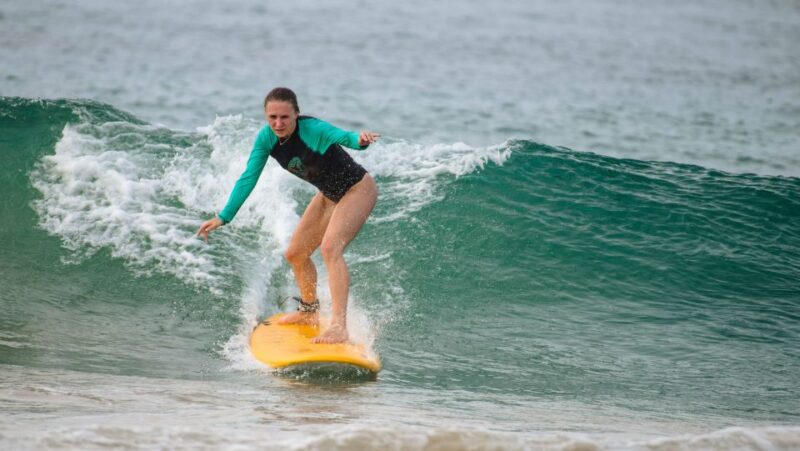 1 Week Surf Camp in Sri Lanka - Shared Wooden Dorm - Surf Experience