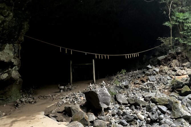 2-Day Minibus Tours to Aso and Kumamoto, Takachiho From Fukuoka - Pickup and Meeting Details