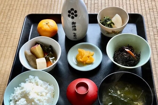 2-Day Private Guided Overnight Hike & Buddhist Temple Stay in Shichimenzan - Meeting and Pickup
