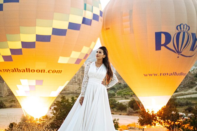 2 Hours Professional Photoshoot With Flying Dress in Cappadocia - Optional Horse Farm Visit