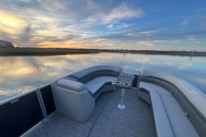 22 Ft. Luxury Pontoon Boat Rental Review - Booking Information