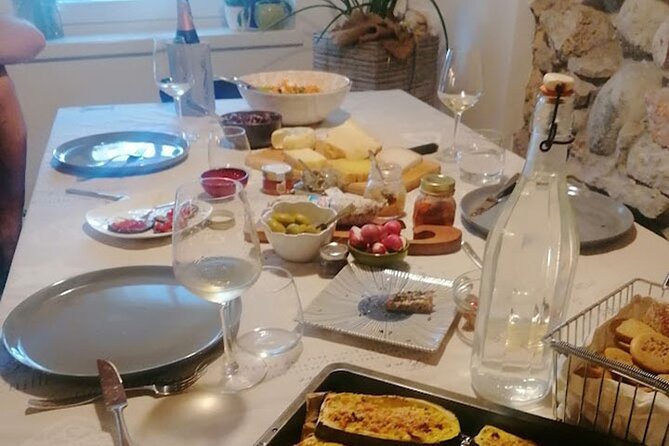 3.5 Hours Pasta or Fresh Egg Pasta - Delectable Condiments