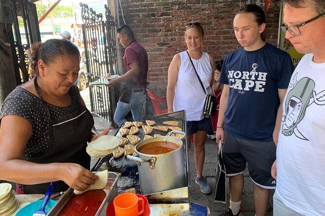 3-Hour Guided Food Tour in Puerto Vallarta - Meeting and Pickup Information