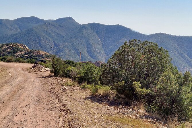 3-Hour Tour - Mountaintop, Old Bisbee, Open Pits, & Lowell - Historic Old Bisbee Exploration