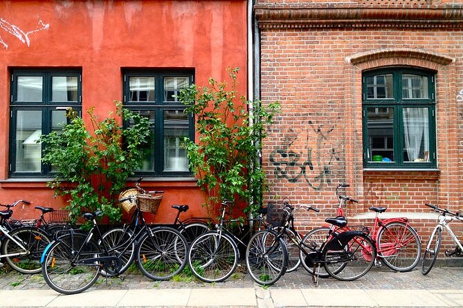 3 Hours Small Group Biking Tour in Copenhagen - Meeting Details