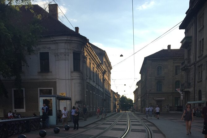 4 Days Private Tour of Translvania From Budapest to Bucharest - Pickup Information
