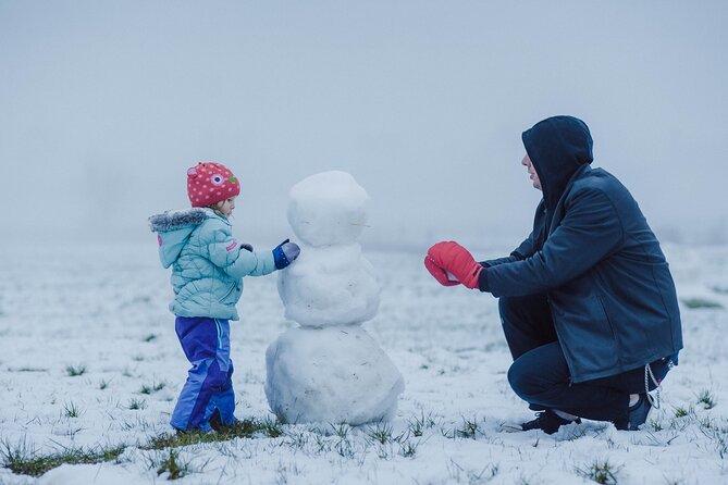 4 Hour Vegas Winter Adventure: Mt. Charleston Snow Day - Crafting Snowmen and Sledding