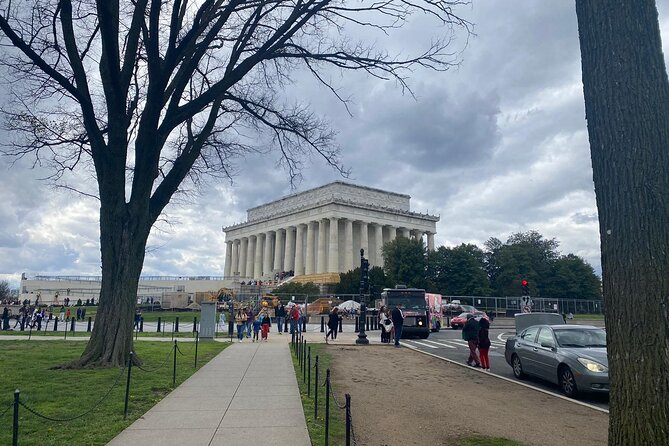 4 Hours Private Tour in Washington DC - Cancellation and Booking Details