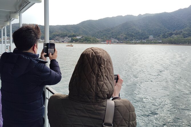 5 Hours Hiroshima Highlights Tour With Professional Guide - Accessibility and Participation