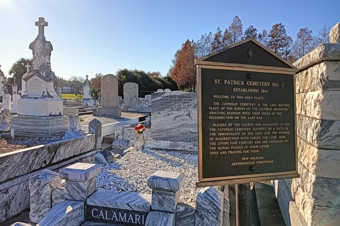6 Cemeteries of New Orleans: Famous Graves & Fascinating History - Accessibility and Recommendations
