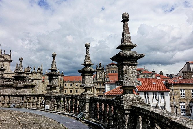 8-Day Guided Tour From Santiago to Lisbon - Transportation and Accommodations