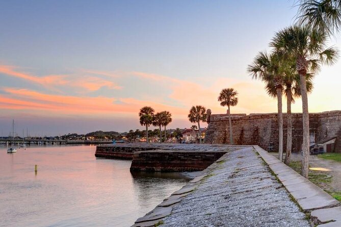 A Self-Guided Audio Tour of St Augustines Twisted History - Discovering the Spanish Colonial Heritage