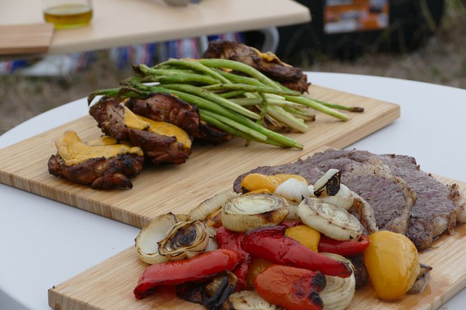 Aka Beef Barbecue to Enjoy in the Superb View of Aso - Main Dishes