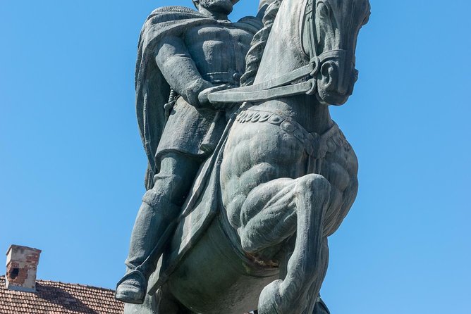 Alba Iulia Candlelight Tour - Outdoor Experience - Exploring the Old Town