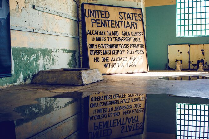 Alcatraz Day Tour and Aquarium Review - Exploring Sausalito