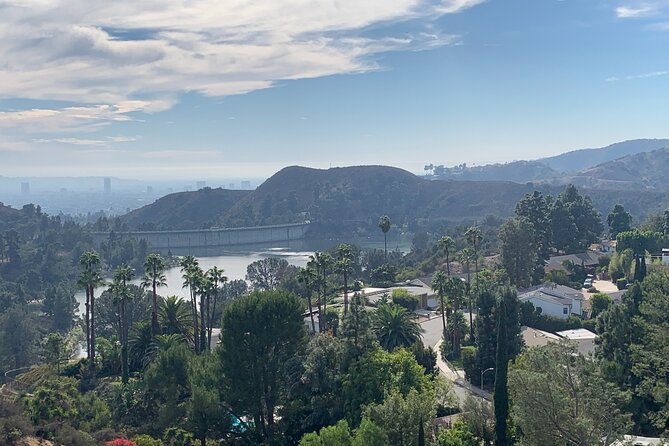 Authentic 3-Hour Hollywood to Beverly Hills Tour - Admiring the Greystone Mansion