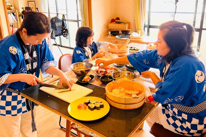 Authentic Vegetarian Sushi Cooking Class in Osaka - Futomaki Sushi Preparation