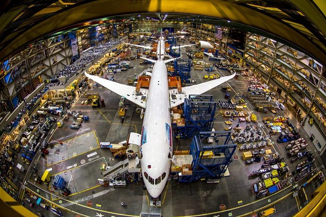 Boeing Factory Tour With Guided Transport From Seattle - Exhibition and Museum Tour