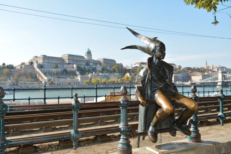 Budapest Essentials Private Tour: Highlights & Hidden Gems - St. Stephens Basilica Experience