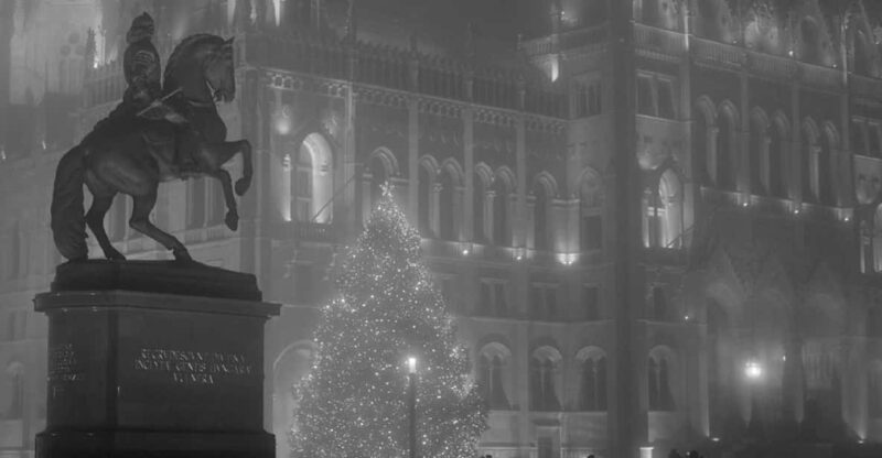 Budapest Nightfall Photo Tour: Hidden Places & Restaurants - Detailed Itinerary