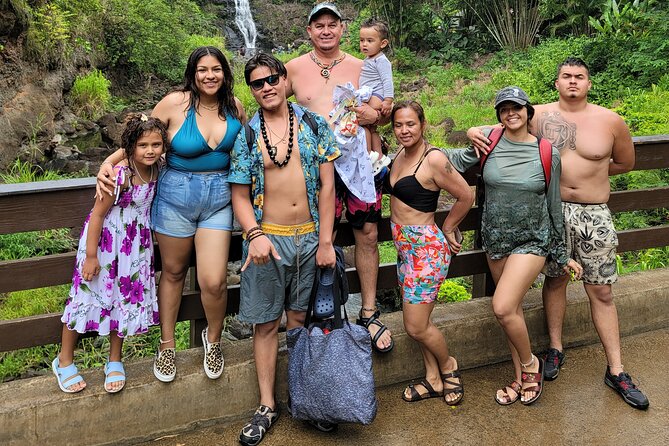 Byodo Temple and Waimea Botanical Garden Tour - Accessibility and Additional Info