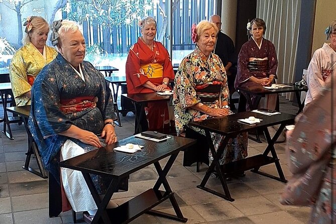 Cafe Lunch and Cultural Experiences of Japan - Learning Traditional Japanese Tea Ceremony